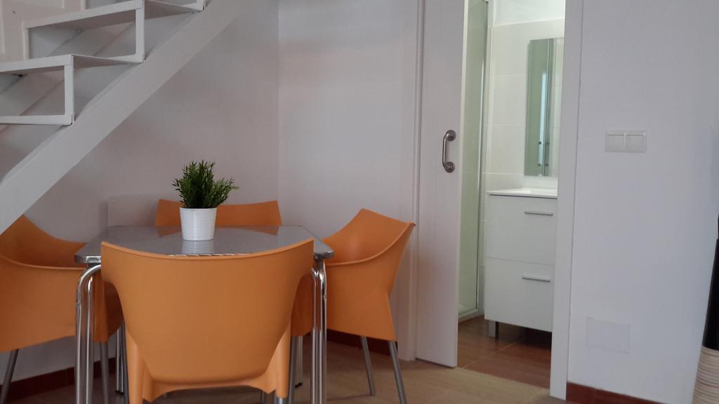 Malaga Centro Apartamentos Bagian luar foto