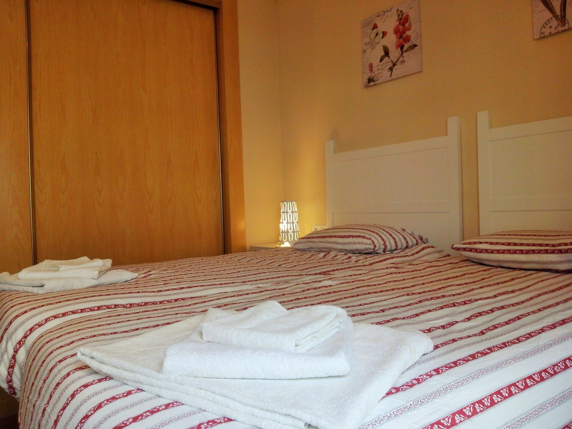 Malaga Centro Apartamentos Bagian luar foto