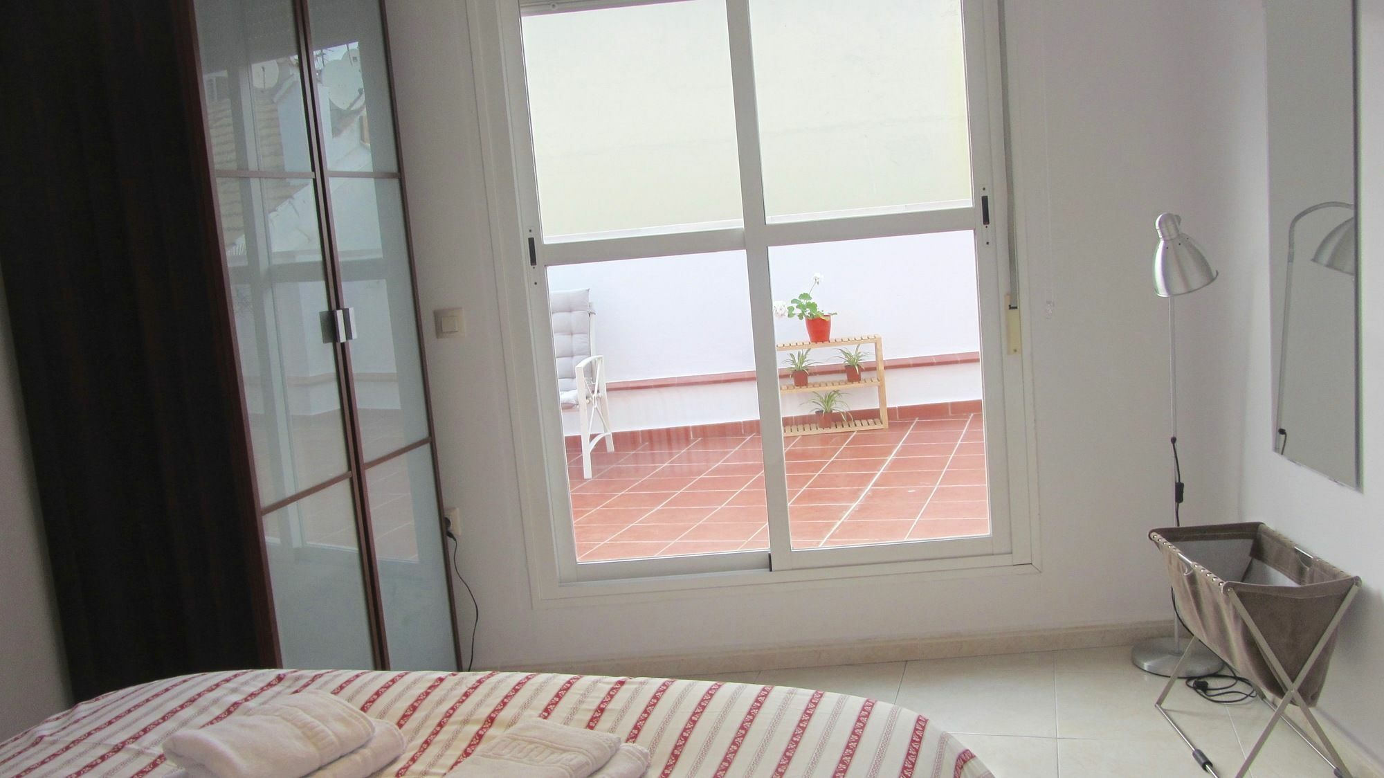 Malaga Centro Apartamentos Bagian luar foto