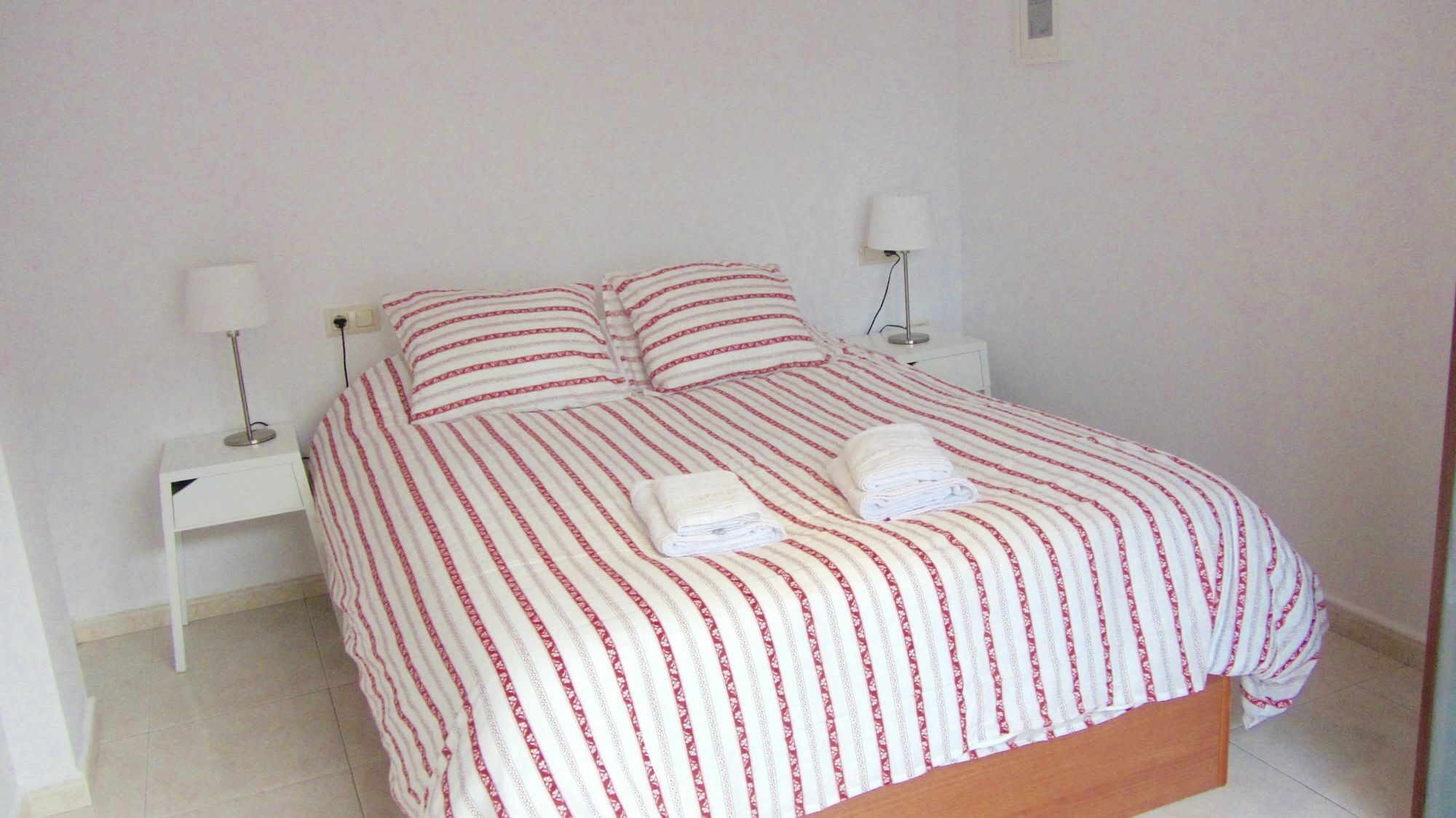 Malaga Centro Apartamentos Bagian luar foto