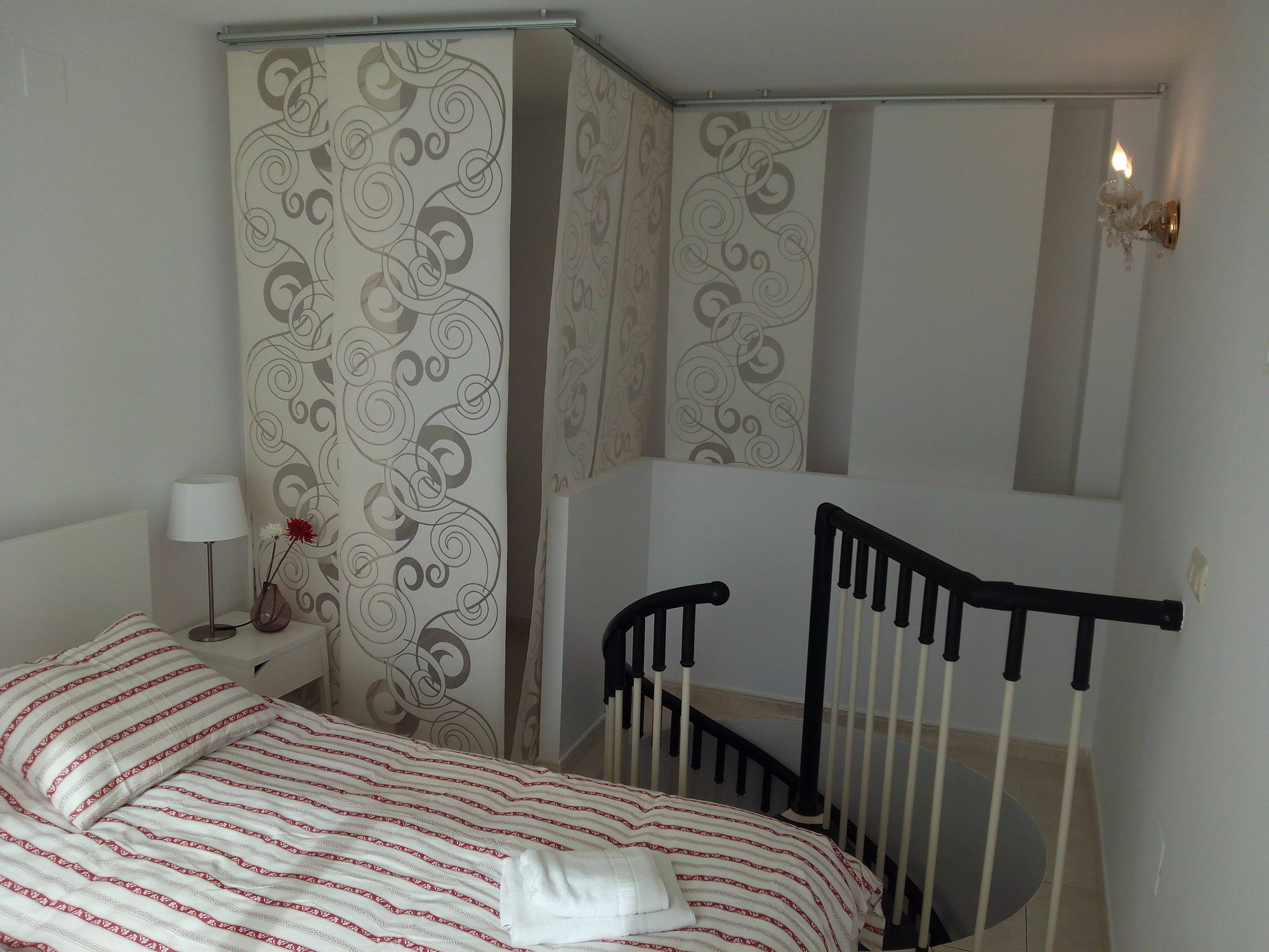Malaga Centro Apartamentos Bagian luar foto